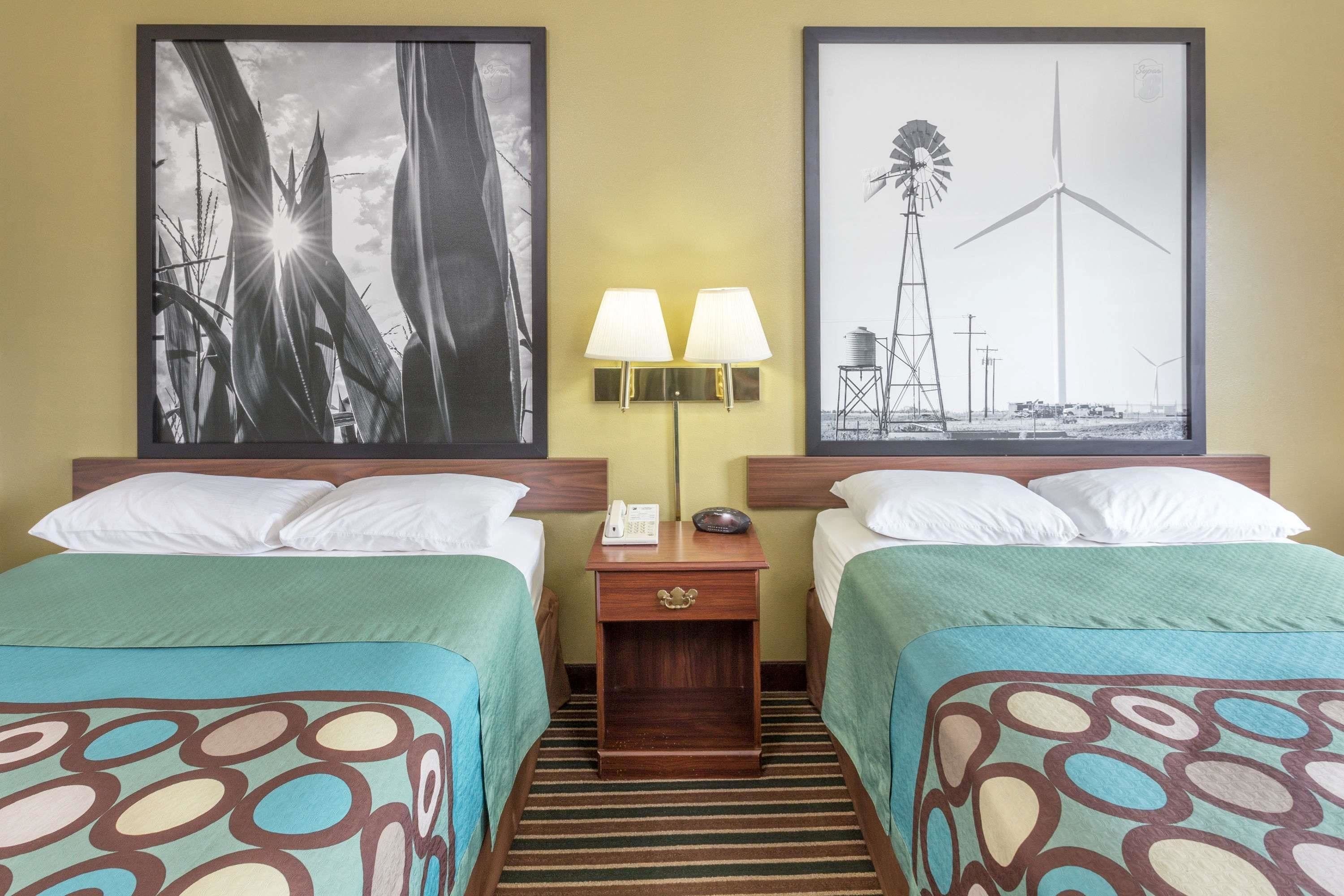 room, 2 double beds, non smoking | individually decorated, individually furnished, blackout curtains