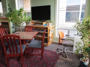 View from property - Super 8 Motel - Penticton (Penticton)