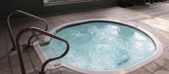 Super 8 Motel - Penticton