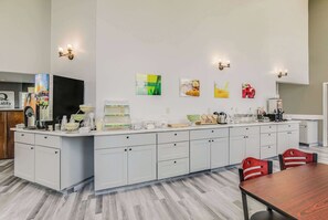 매일 테이크아웃 무료 아침 식사 포함