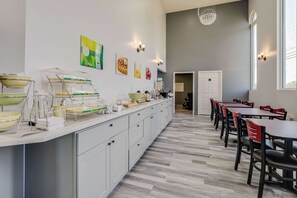 Free daily on-the-go breakfast 