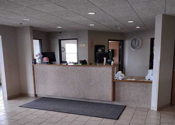 Reception - Edmore Inn (Edmore)