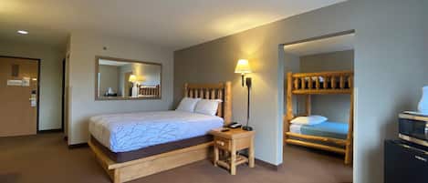 Family Room | Free WiFi, bed sheets
