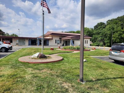 Americas Best Value Inn Moline