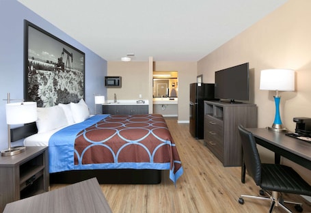 Decoración personalizada, muebles diferentes y escritorio . Super 8 by Wyndham Victoria / South / Hwy 59