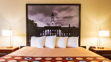 Standard Room, 1 King Bed | Pillowtop beds, desk, blackout drapes, iron/ironing board