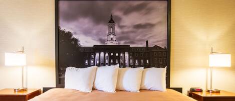 Standard Room, 1 King Bed | Pillowtop beds, desk, blackout drapes, iron/ironing board