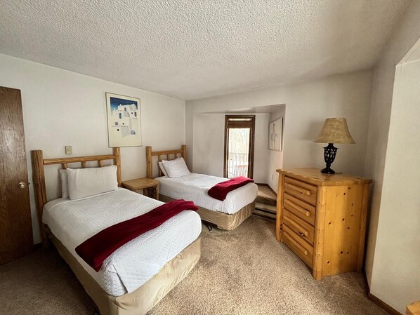 Unit 613 | 2 bedrooms, individually decorated, individually furnished - Silverado II Resort & Event Center (Winter Park)