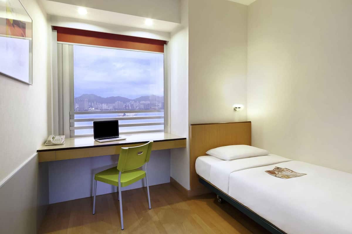 Minibar, in-room safe, desk, soundproofing