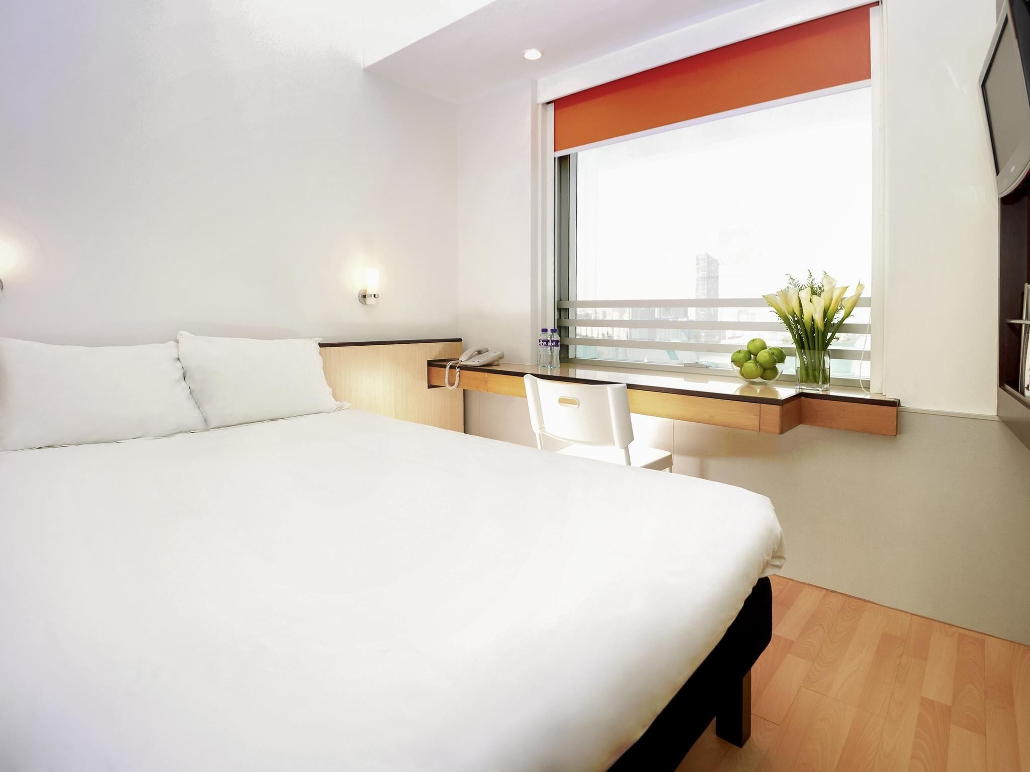 Superior Double Room, 1 Double Bed, Harbor View | Minibar, in-room safe, desk, soundproofing