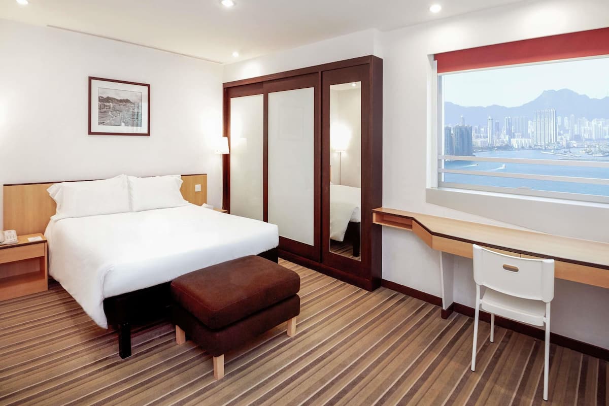 Suite Eksekutif, 1 Tempat Tidur Double | Minibar, brankas, meja kerja, dan kedap suara