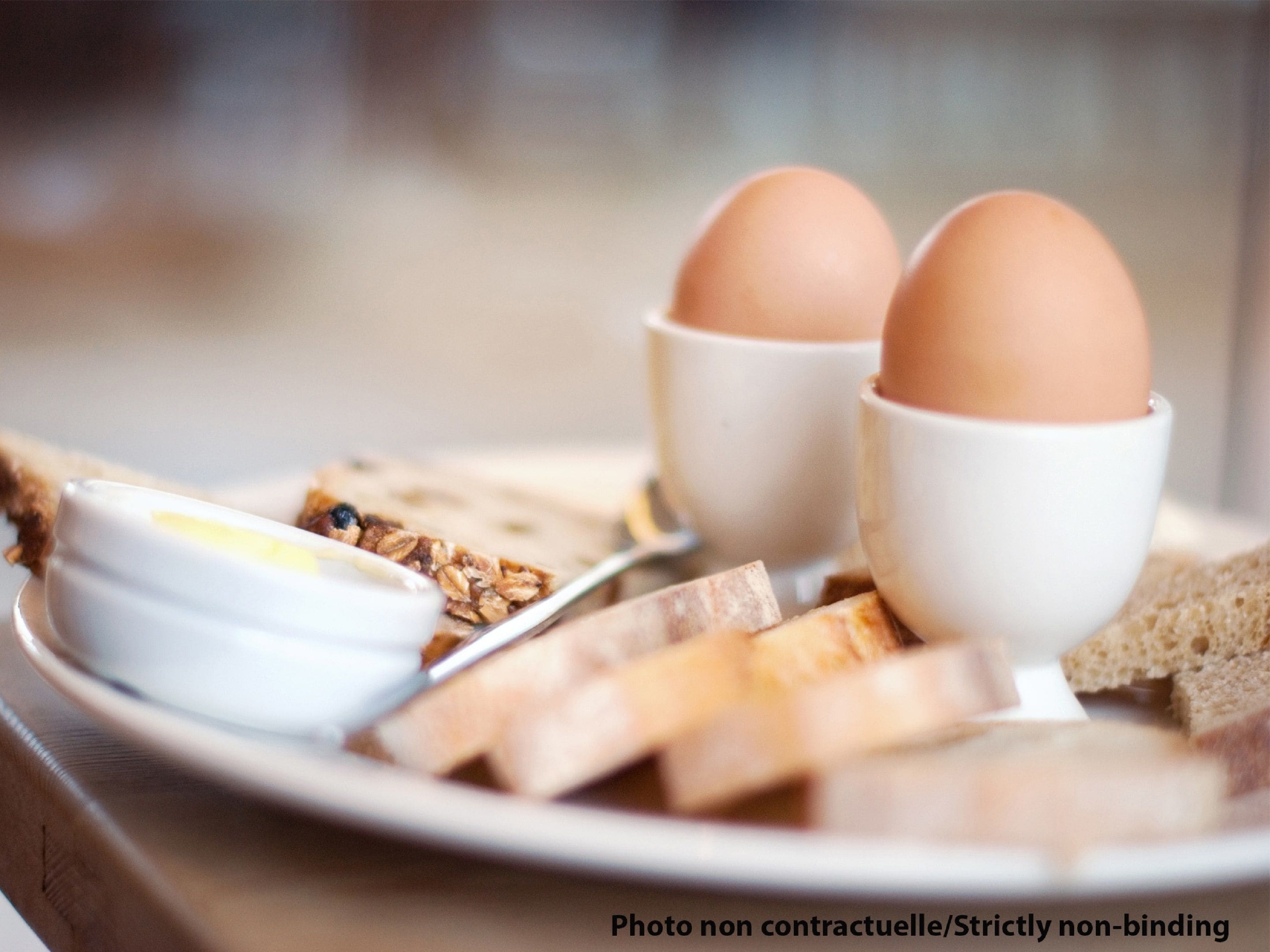 Sarapan bufet setiap hari (HKD 110 seorang) 