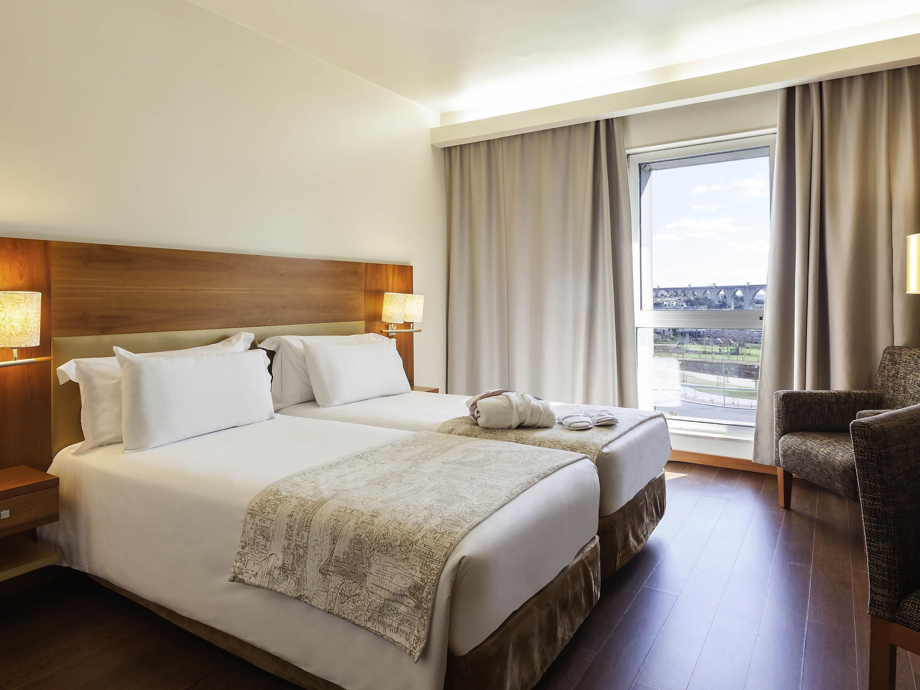 Privilege, Superior Twin Room, 2 Single Beds | In-room safe, desk, laptop workspace, blackout curtains