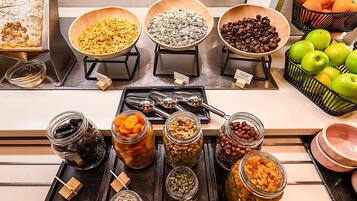 Daily buffet breakfast for a fee