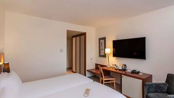 Minibar, in-room safe, desk, laptop workspace
