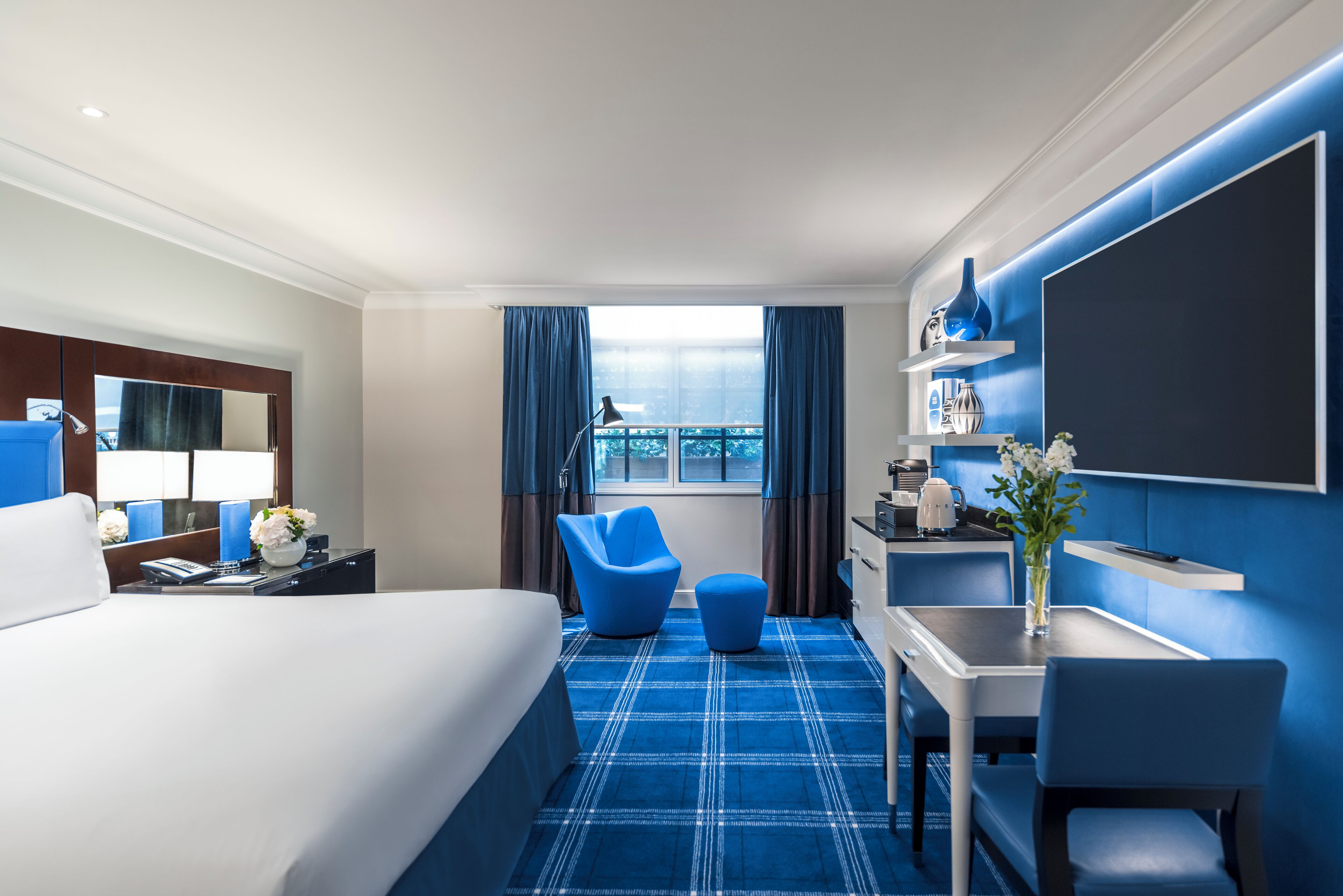 奢華客房, 1 張特大雙人床 | 埃及棉床單、低過敏  寢具、迷你吧、客房內保險箱