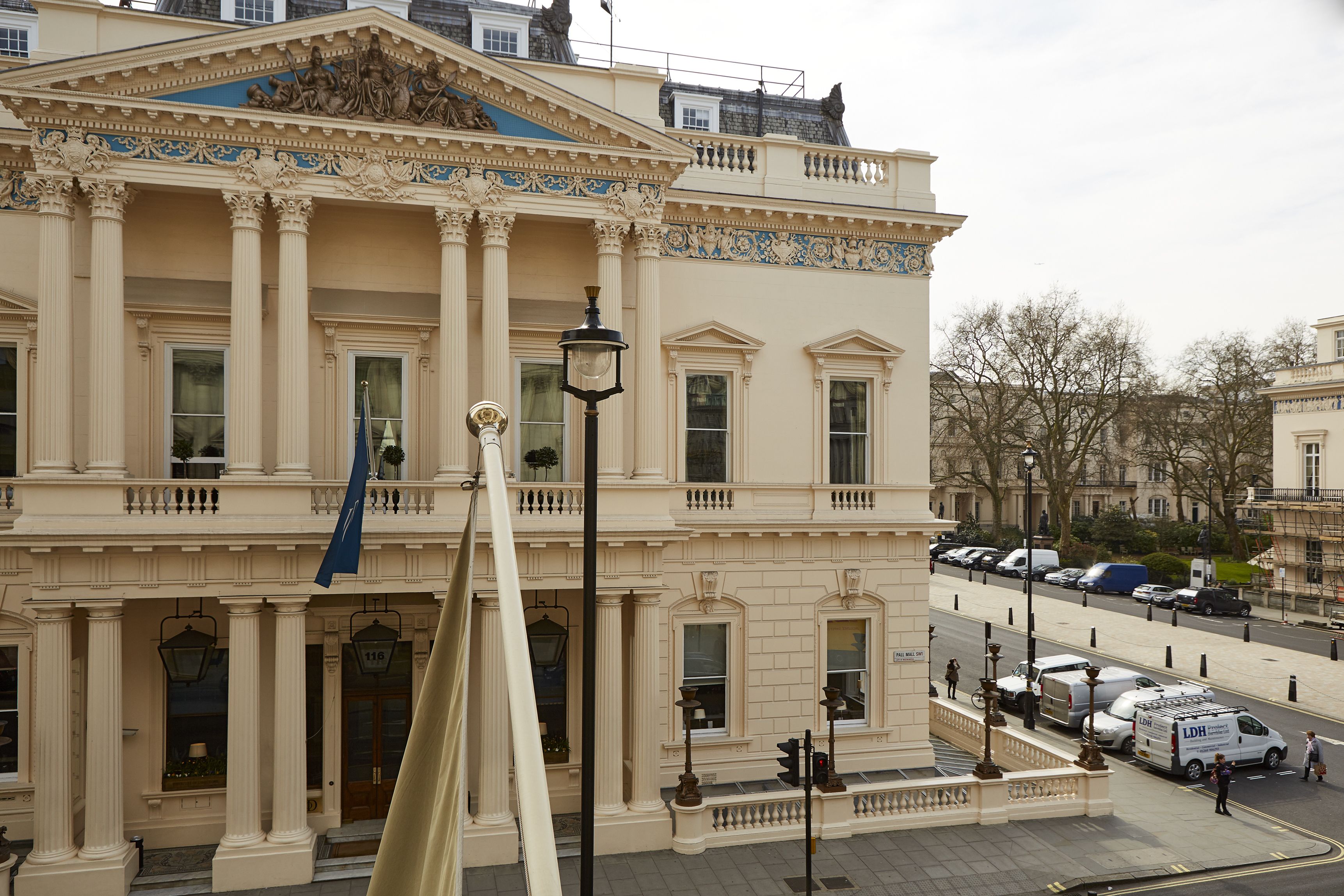 suite, 1 king bed (prestige, separate living room) | city view