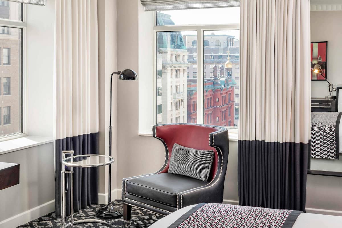 Luxury Room, 1 King Bed, Corner | 1 bedroom, premium bedding, down duvets, pillow-top beds