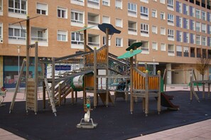Children’s play area – outdoor