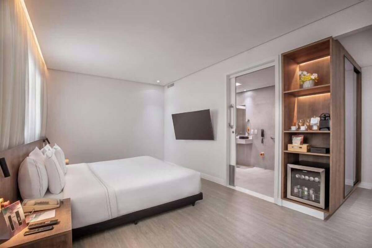 Premium bedding, free WiFi, bed sheets