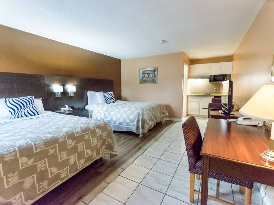 Iron/ironing board, free WiFi, bed sheets, alarm clocks