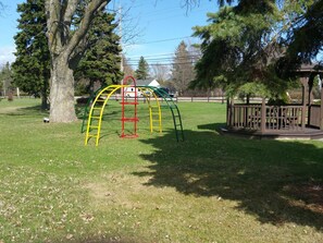Children’s area - Countryside Inn (Kingston)