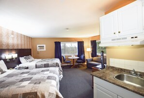 Rom, 2 queensize-senger | Strykejern/-brett, wi-fi (inkludert), sengetøy og vekkerklokke