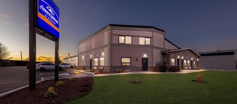 Howard Johnson by Wyndham Thunder Bay