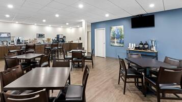 Desayuno continental incluido todos los días