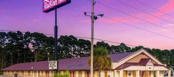Red Roof Inn Santee