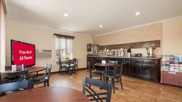 Desayuno continental incluido todos los días