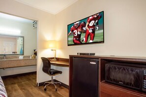 In-room safe, desk, laptop workspace, iron/ironing board