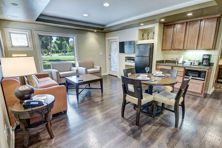Orange Tree Resort - Image 36