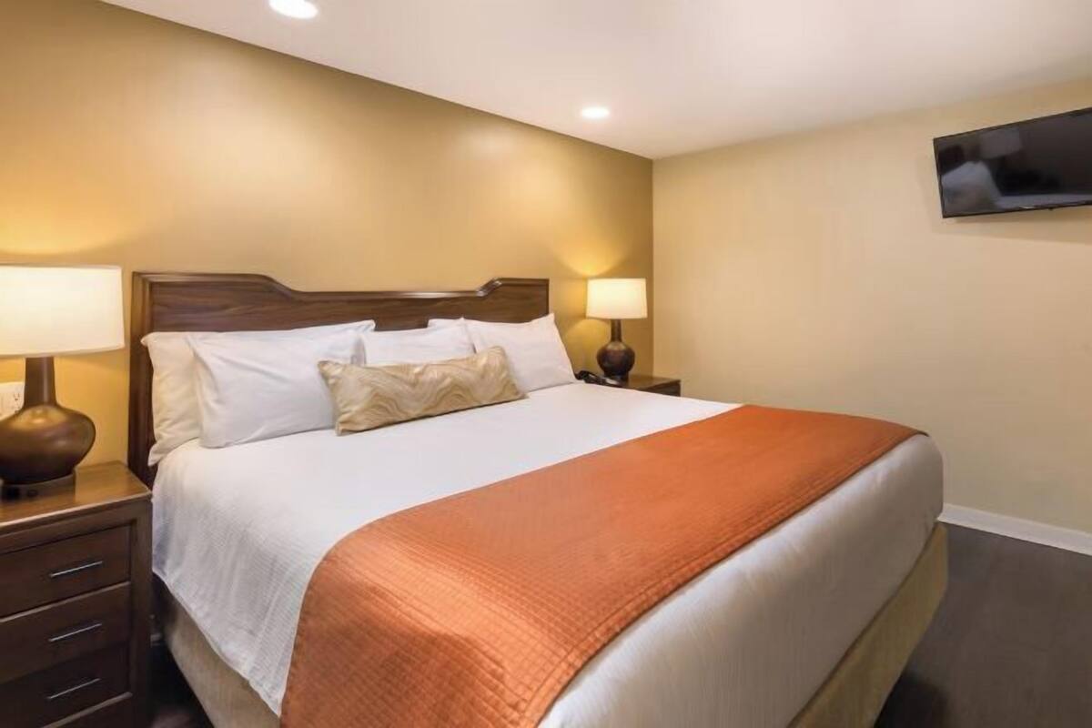 1 chambre, literie de qualité supérieure, surmatelas