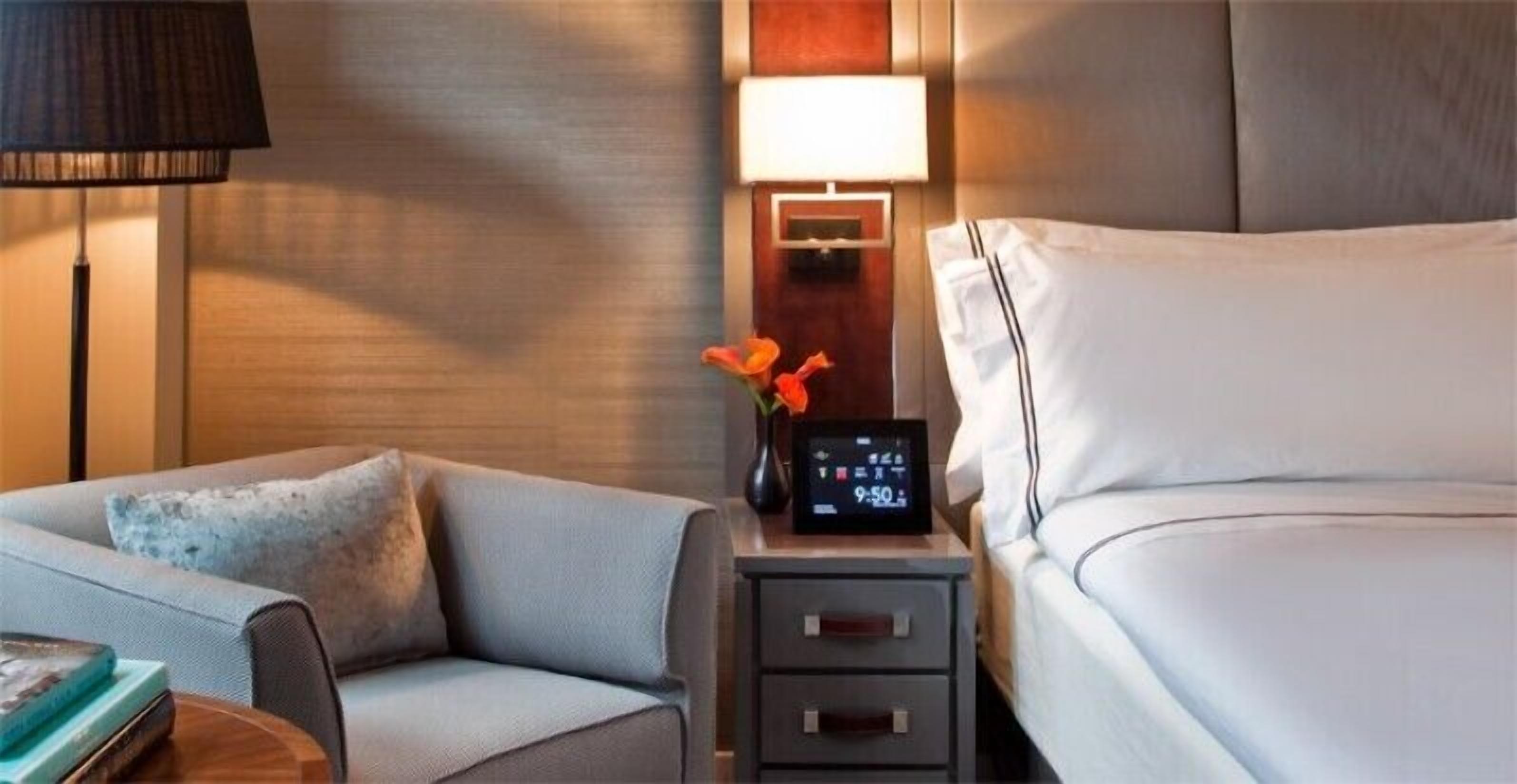 高級寢具、房內夾萬、獨特設計、獨特裝修