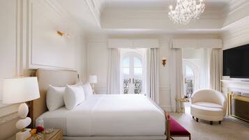 プレジデンシャル ルーム | 高級寝具、羽毛の掛け布団、ミニバー、セーフティボックス (室内)