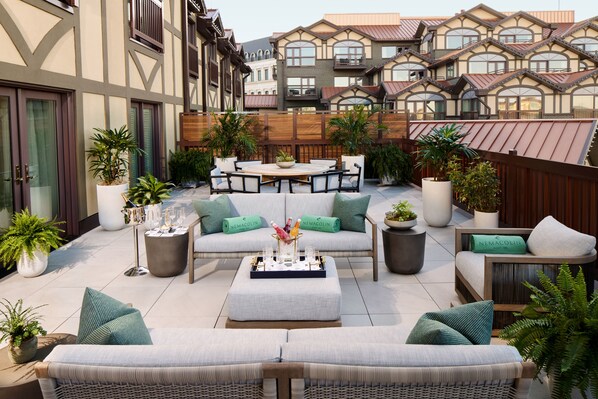 Suite majestueuse, accessible aux personnes à mobilité réduite, patio (Grand Lodge) | Terrasse/patio