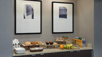 Cooked-to-order breakfast for a fee