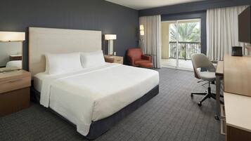 Room, 1 King Bed with Sofa bed, Non Smoking, Balcony | Premium bedding, desk, laptop workspace, blackout drapes