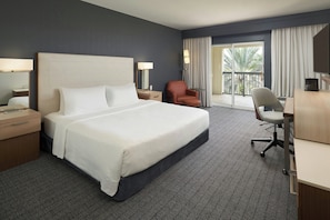 Room, 1 King Bed with Sofa bed, Non Smoking, Balcony | Premium bedding, desk, laptop workspace, blackout drapes