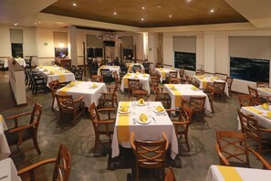 Restaurant - Holiday Inn Reynosa Industrial Poniente by IHG (Reynosa)