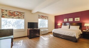 Junior Suite, 1 King Bed