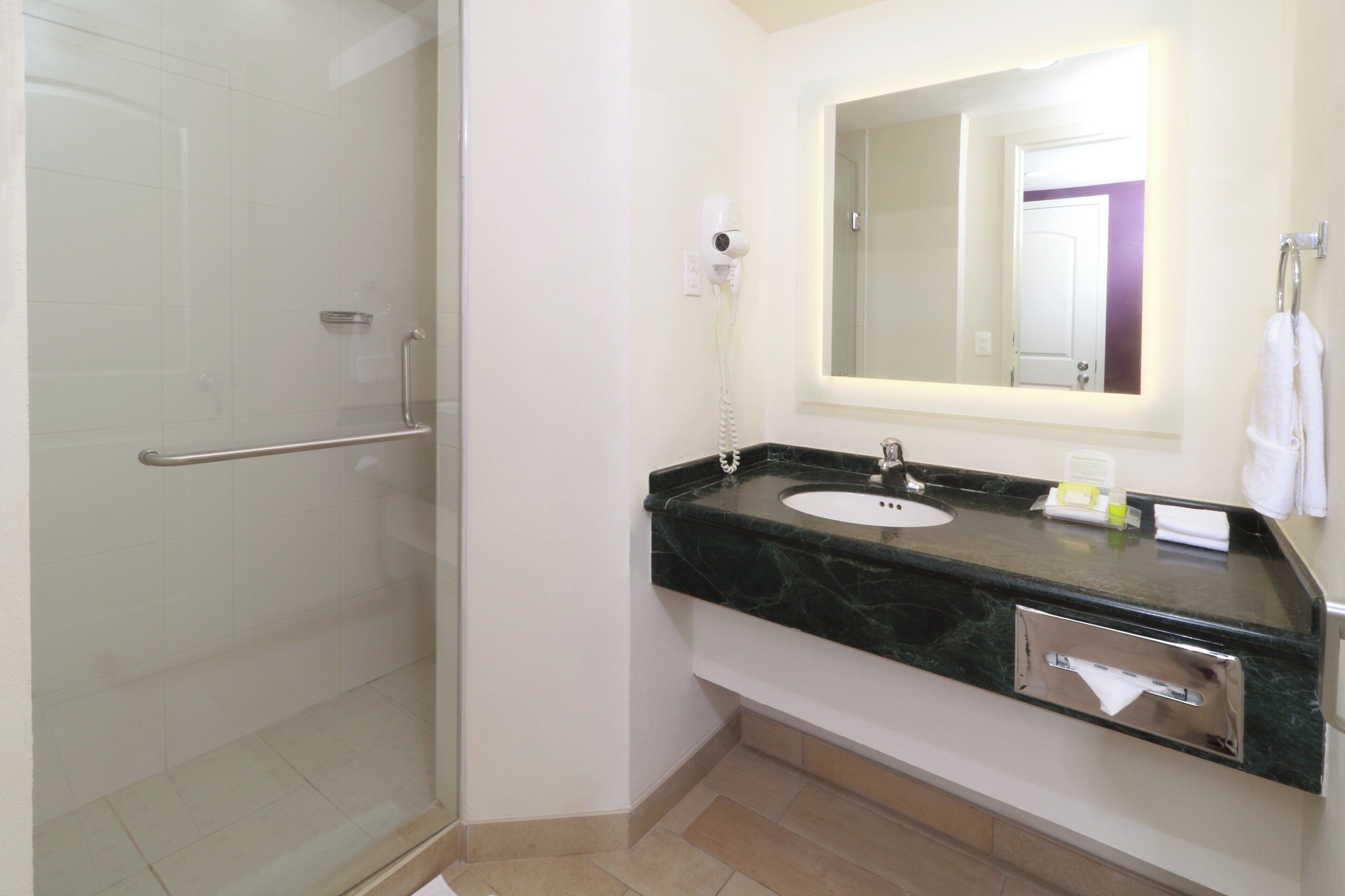 Photo - Holiday Inn Reynosa Industrial Poniente By Ihg
