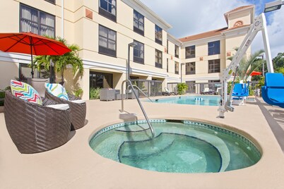 Holiday Inn Express Hotel & Suites Clearwater North-Dunedin by IHG
