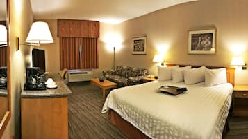 Study Room, 1 King Bed | Desk, iron/ironing board, WiFi (free), alarm clocks