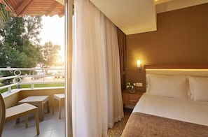 Minibar, Wi-Fi gratuit, draps fournis