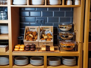 Tägliches inbegriffenes Frühstücksbuffet