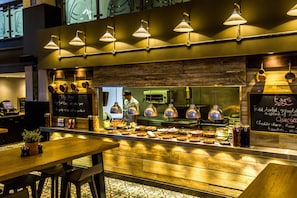 Daily buffet breakfast (GBP 20 per person)