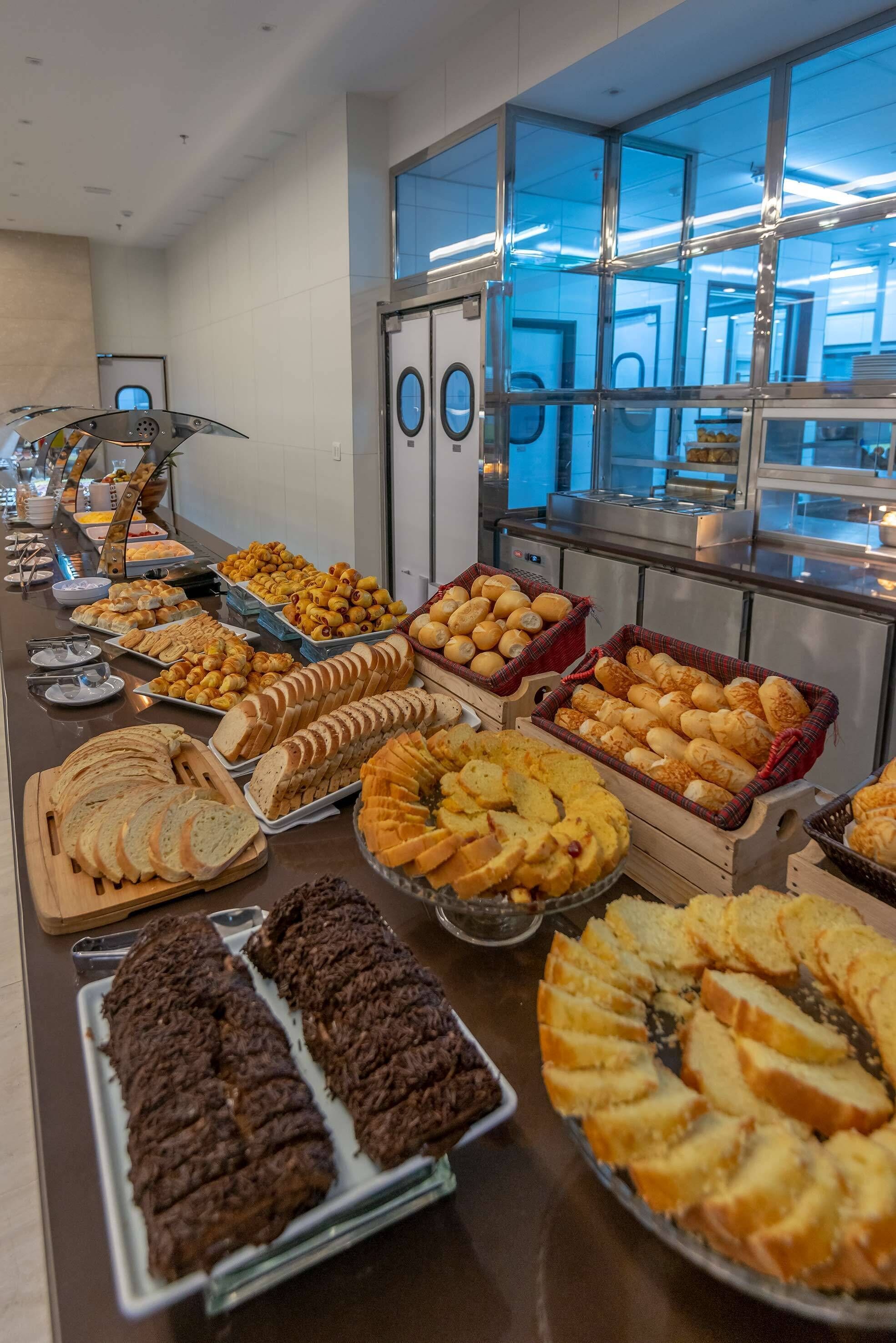 Daily buffet breakfast (BRL 69.90 per person)