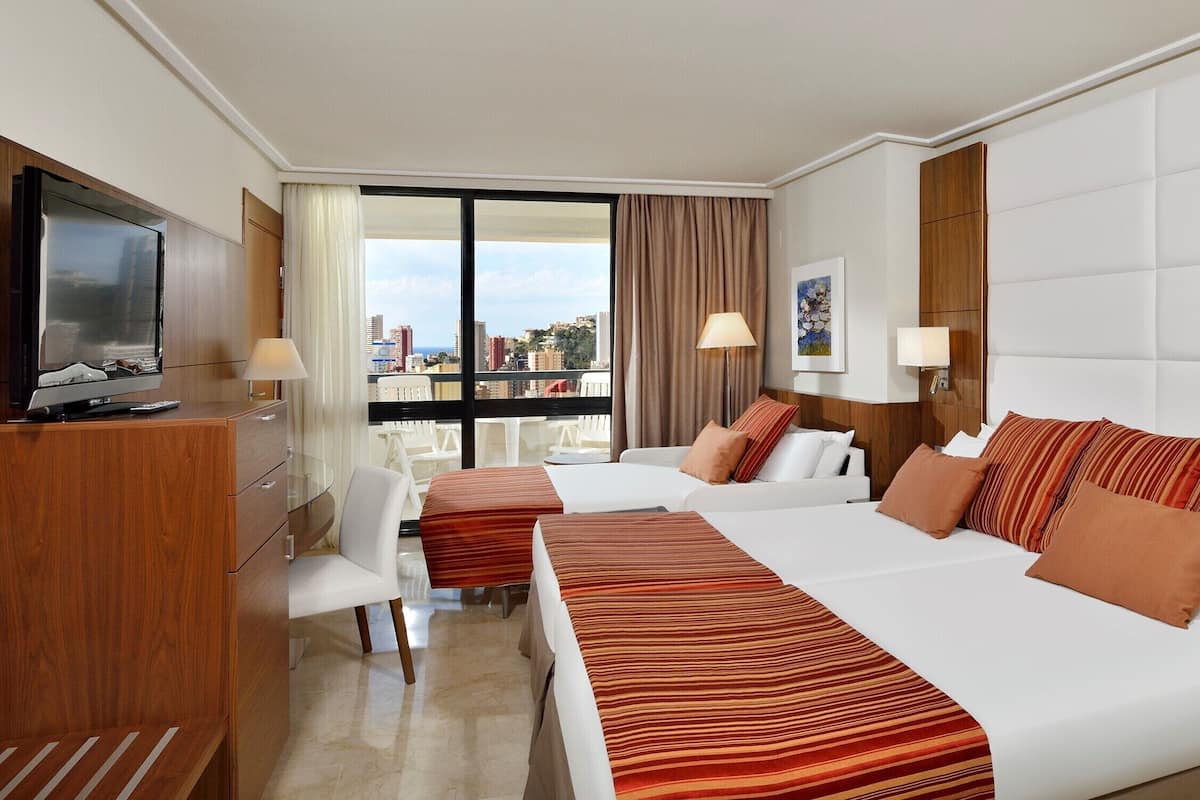 1 bedroom, minibar, in-room safe, desk